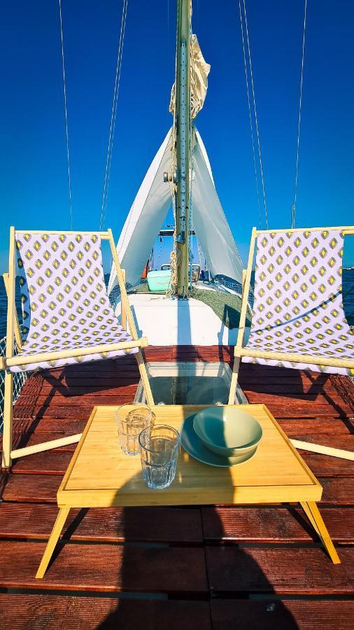 ホテル Sirius - Boat House オリョン エクステリア 写真